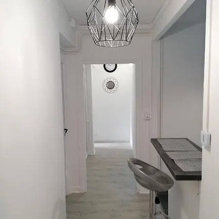 Проживание в семье Sweet Host Клермон-Ферран